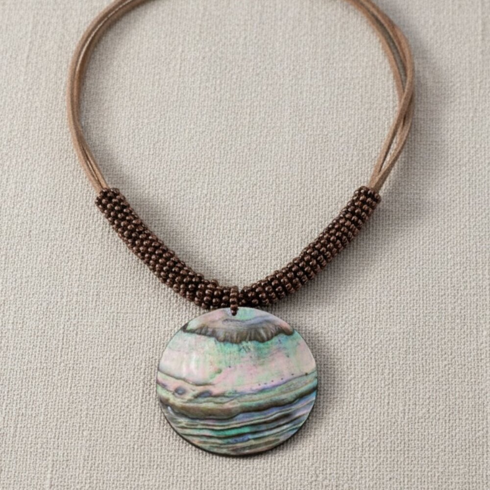 🐚 Lia Sophia Abalone Shell Pendant Cord Necklace 🌊